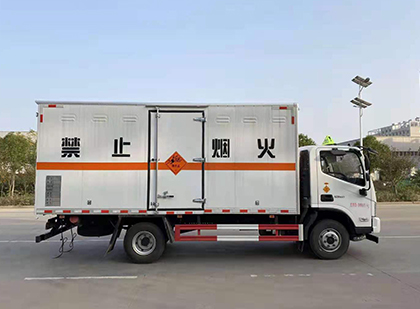 凤凰爆破器材运输车